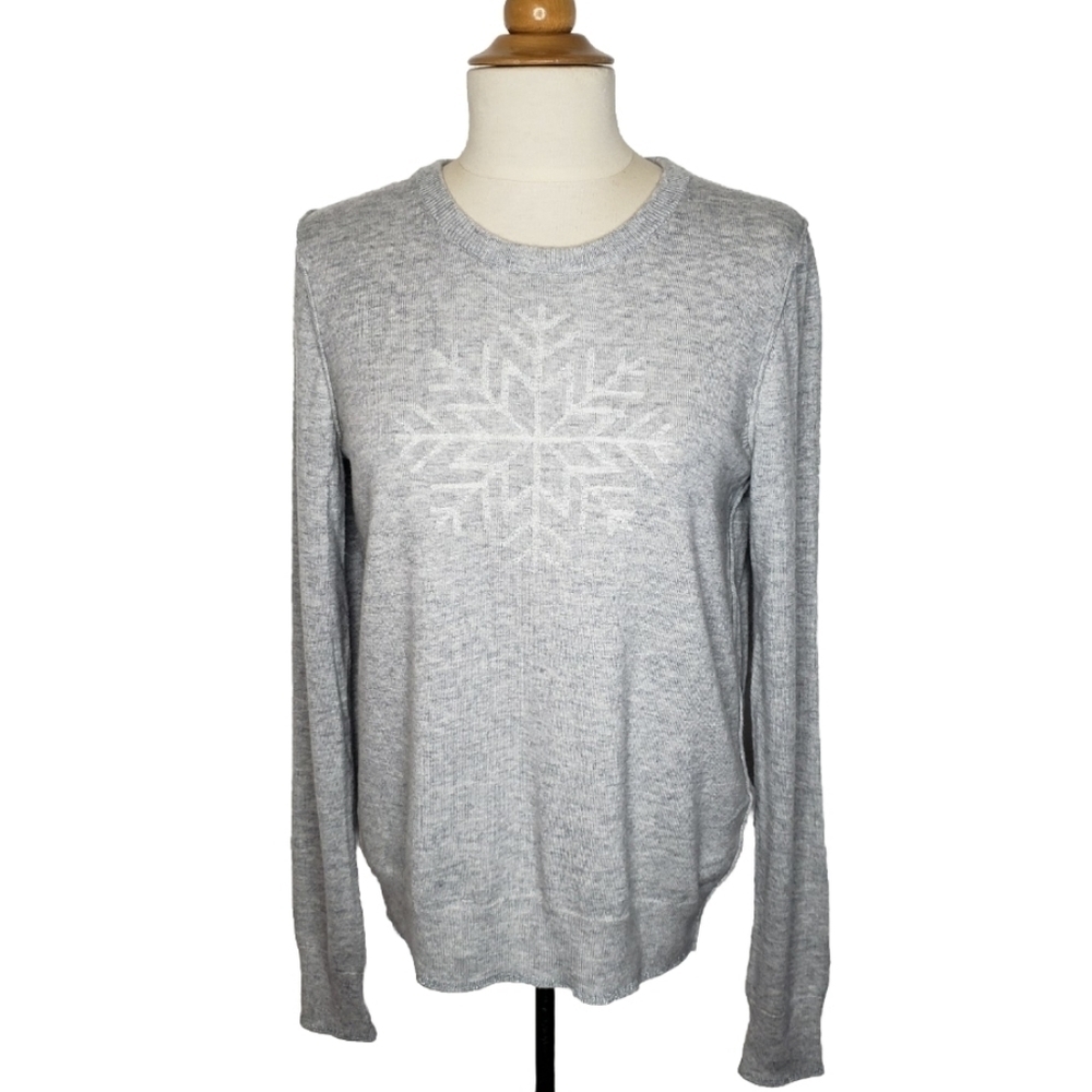 GAP Extra Fine Merino Wool Snowflake Sweater M Nordic Academia Classic Soft